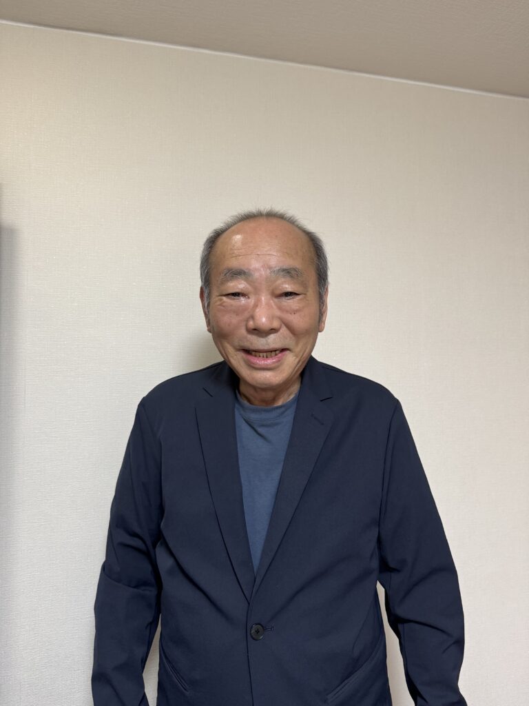 南大分校区安部 勝吉 会長の写真