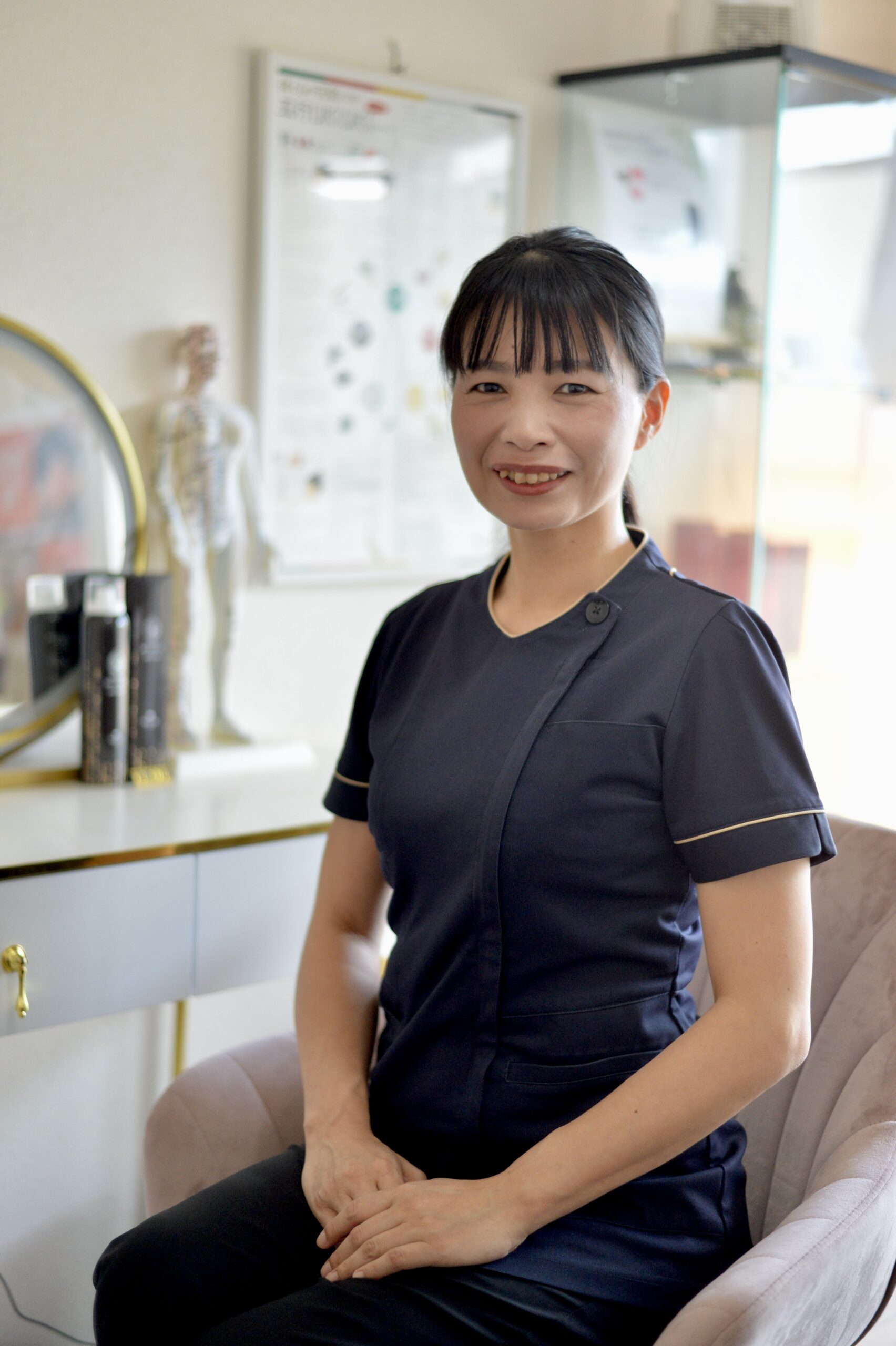 鍼灸CS60SalonGeneの鍼灸師である手嶋 菜美子さん。